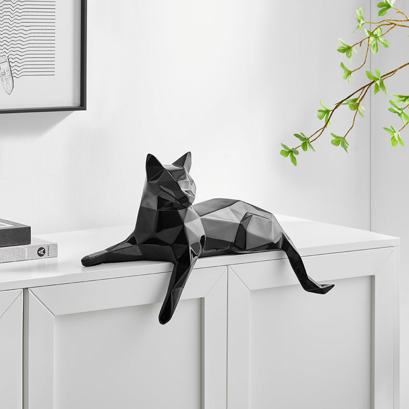 Indie The Little Cat, Black-zoom-