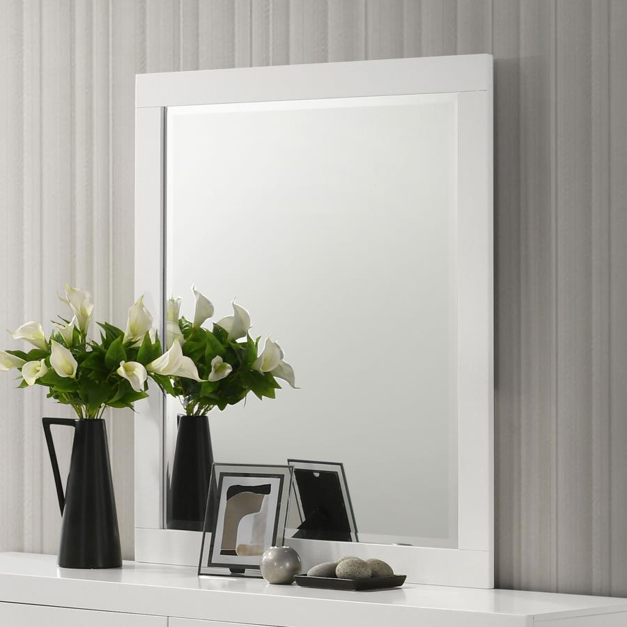Jessica Dresser Mirror Snow White-zoom-2