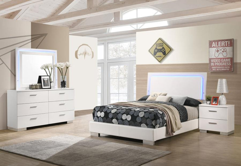 Felicity 4-piece Full Bedroom Set White High Gloss-zoom-