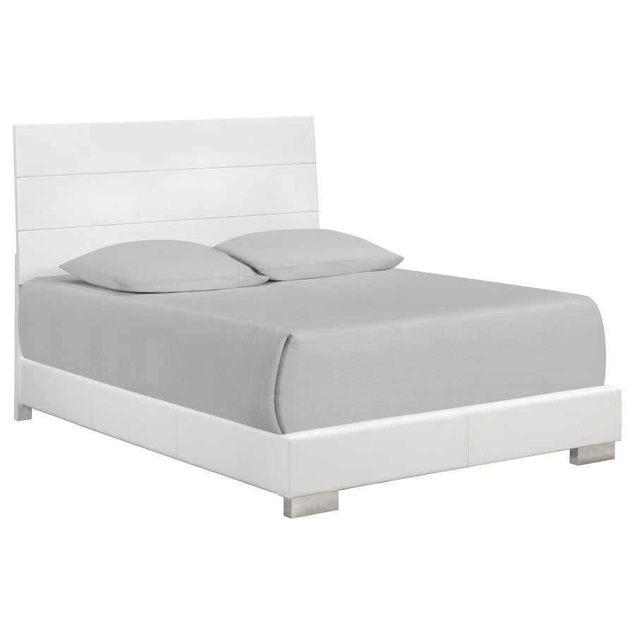 Felicity 5-piece Eastern King Bedroom Set White High Gloss-zoom-3