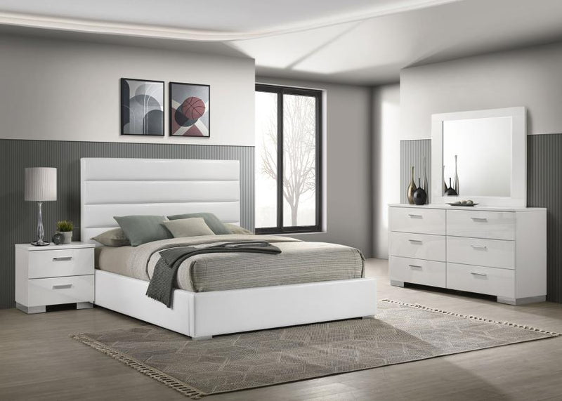 Felicity 4-piece California King Bedroom Set White High Gloss-zoom-