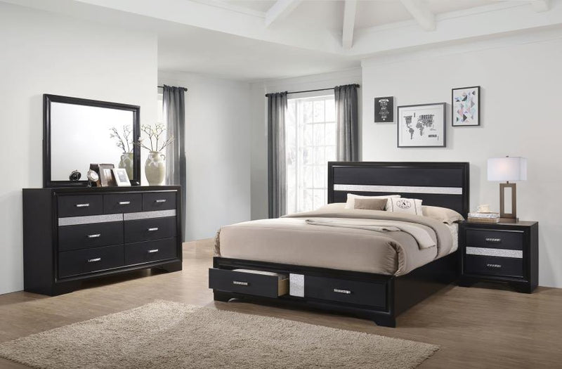 Miranda 4-piece Eastern King Bedroom Set Black-zoom-