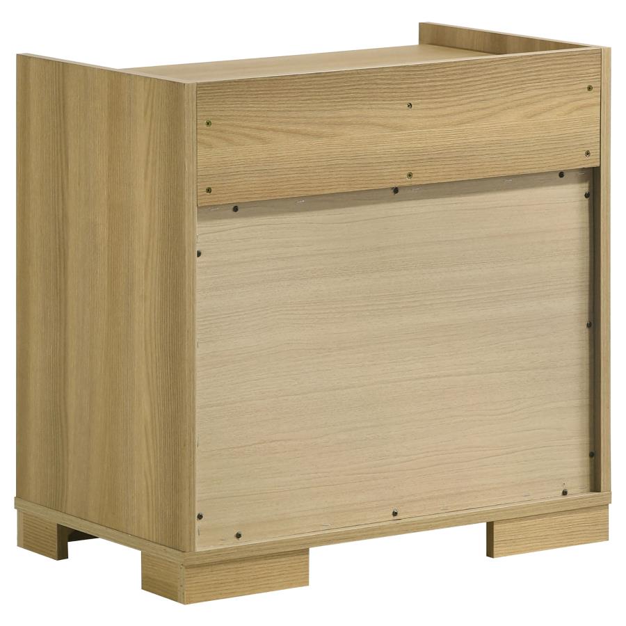 Hyland 4-piece Queen Bedroom Set Natural-6