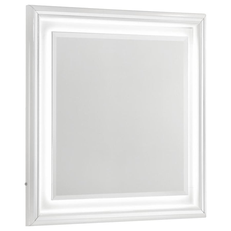 Cassia 5-piece Queen LED Bedroom Set White High Gloss-zoom-