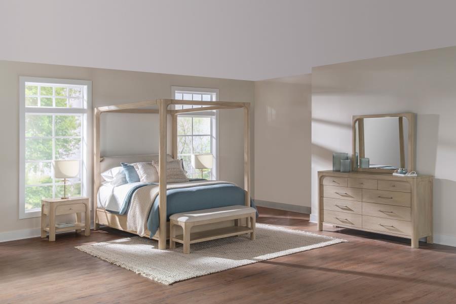 Solano 4-piece Queen Bedroom Set Weathered Mango-1