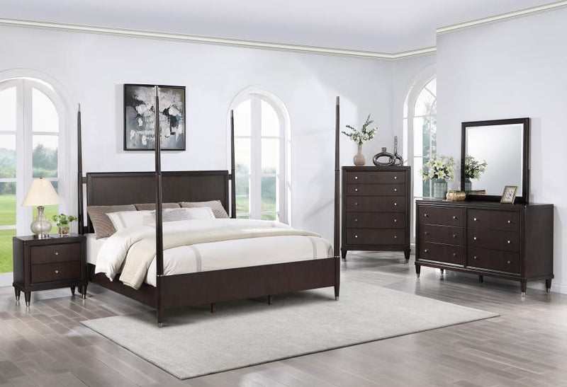 Emberlyn 5-drawer Bedroom Chest Brown-zoom-
