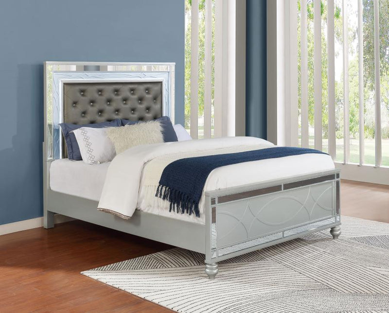 Gunnison Wood Queen LED Panel Bed Silver Metallic-zoom-