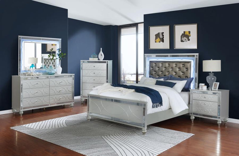 Gunnison 5-drawer Bedroom Chest Silver Metallic-zoom-