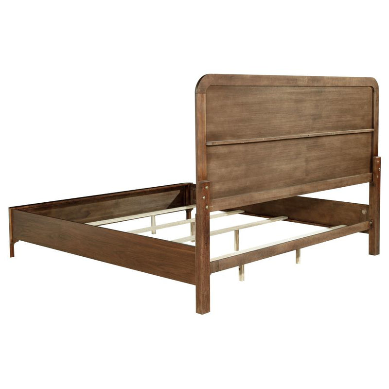 Maderia 4-piece Eastern King Bedroom Set Walnut-zoom-