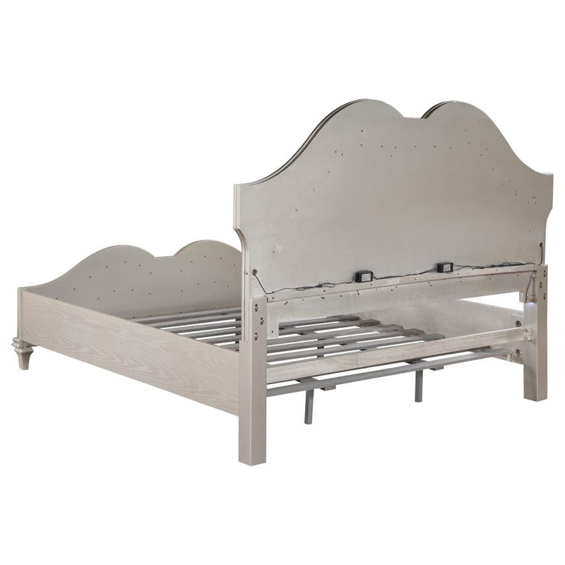 Evangeline 4-piece California King Bedroom Set Silver Oak-zoom-