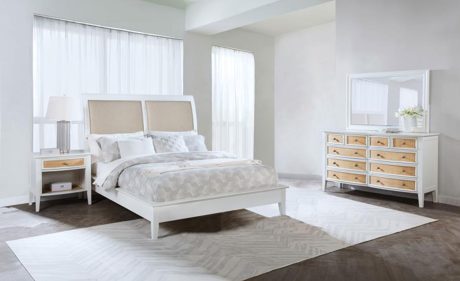 Bexhill 4-piece Eastern King Bedroom Set White-zoom-1