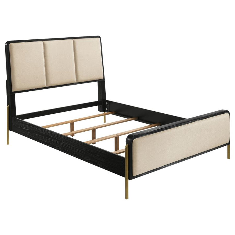 Arini 4-piece Eastern King Bedroom Set Cream and Black-zoom-