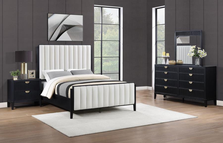 Brookmead 4-piece Upholstered Eastern King Bedroom Set Black-1
