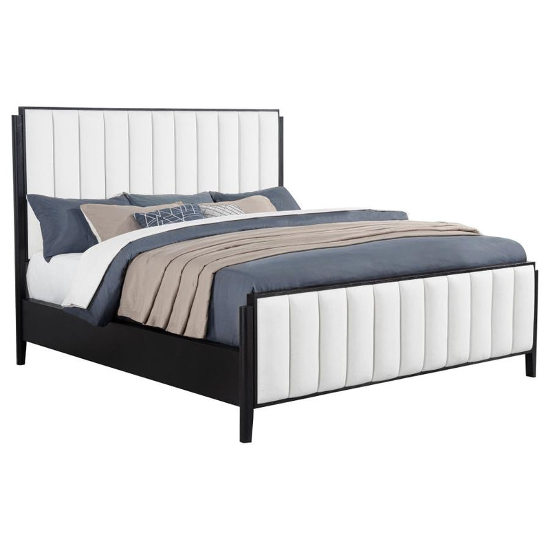 Brookmead 60-inch Upholstered California King Bed Black-zoom-