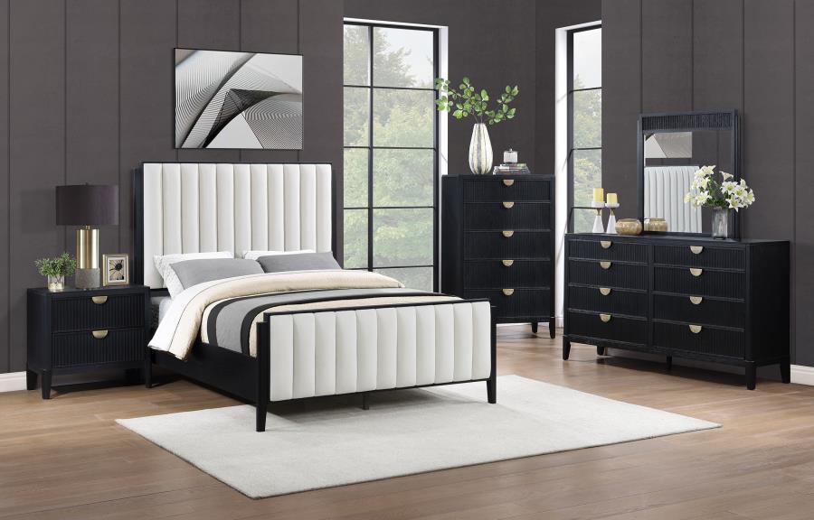 Brookmead 60-inch Upholstered California King Bed Black-zoom-12