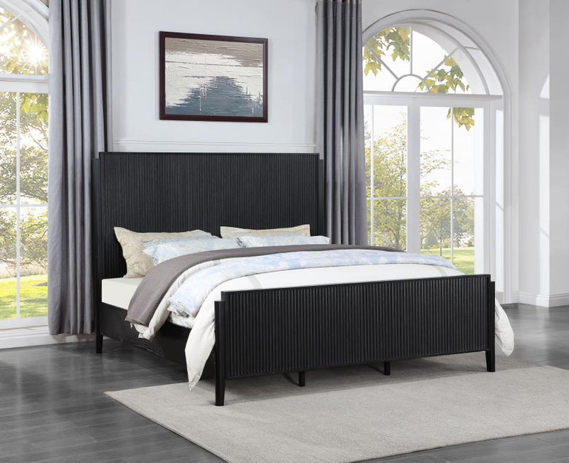 Brookmead Wood Eastern King Panel Bed Black-zoom-