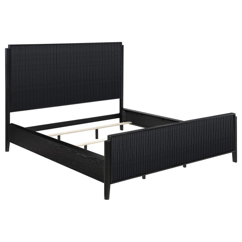 Brookmead Wood California King Panel Bed Black-zoom-