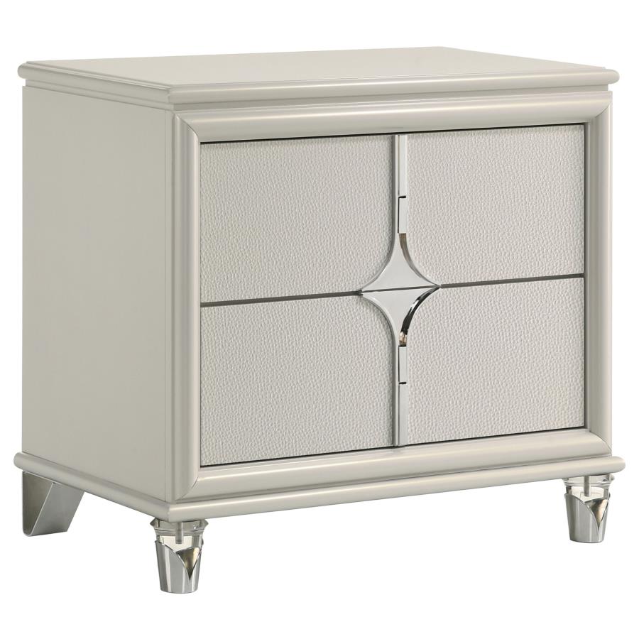 Olivia 5-piece California King Bedroom Set Pearl White-5