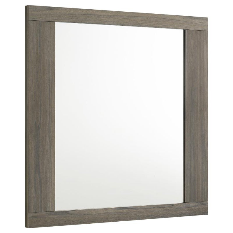 Fenwick 4-piece Queen Bedroom Set Grey Oak-zoom-