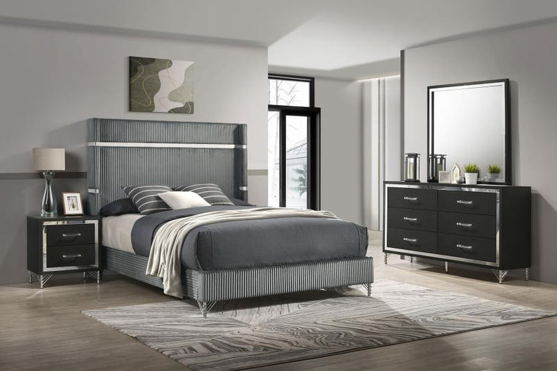 Lucia 4-piece Eastern King Bedroom Set Grey and Black-zoom-