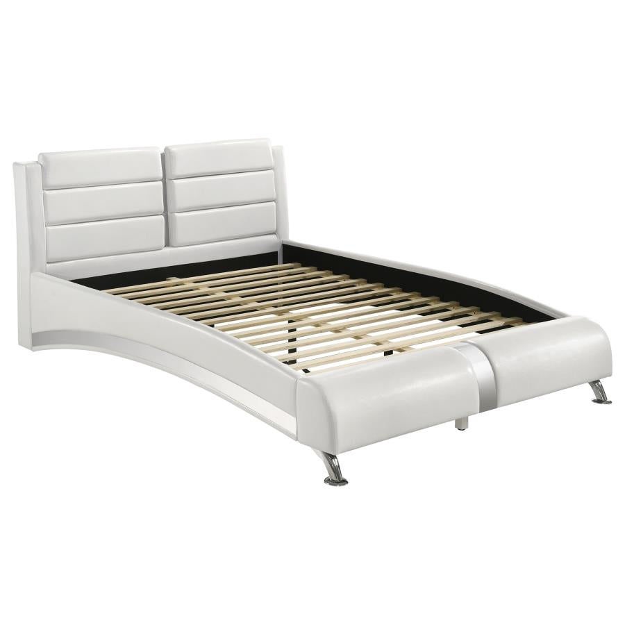 Jeremaine 4-piece Queen Bedroom Set White-3