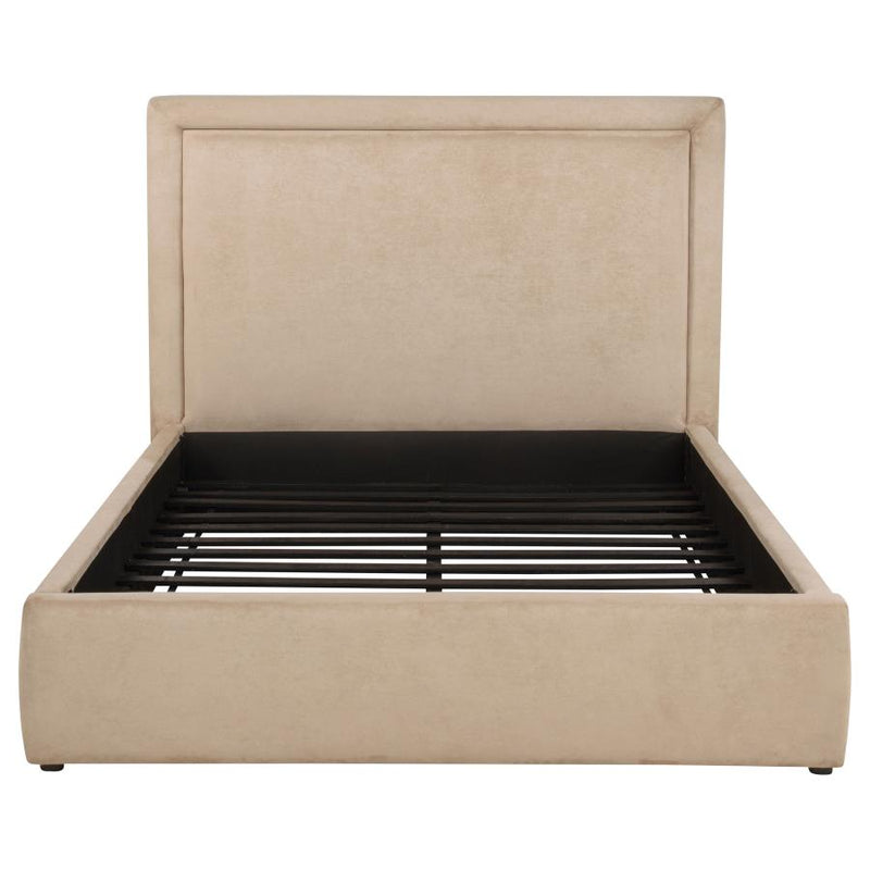 Lawson 54-inch Upholstered Eastern King Platform Bed Saddle-zoom-