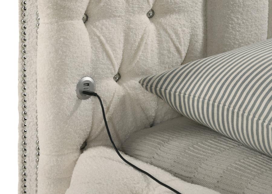 Sonya 4-piece Upholstered Queen Bedroom Set Ivory-6