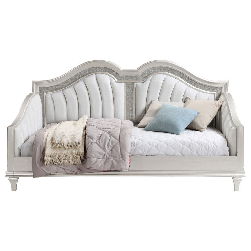 Evangeline Upholstered Twin Daybed Silver Oak-zoom-