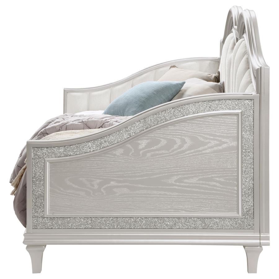 Evangeline Upholstered Twin Daybed Silver Oak-7