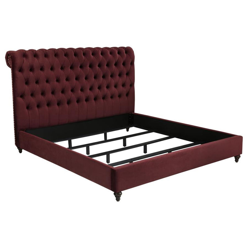 Devon 4-piece California King Bedroom Set Red and Dark Oak-zoom-