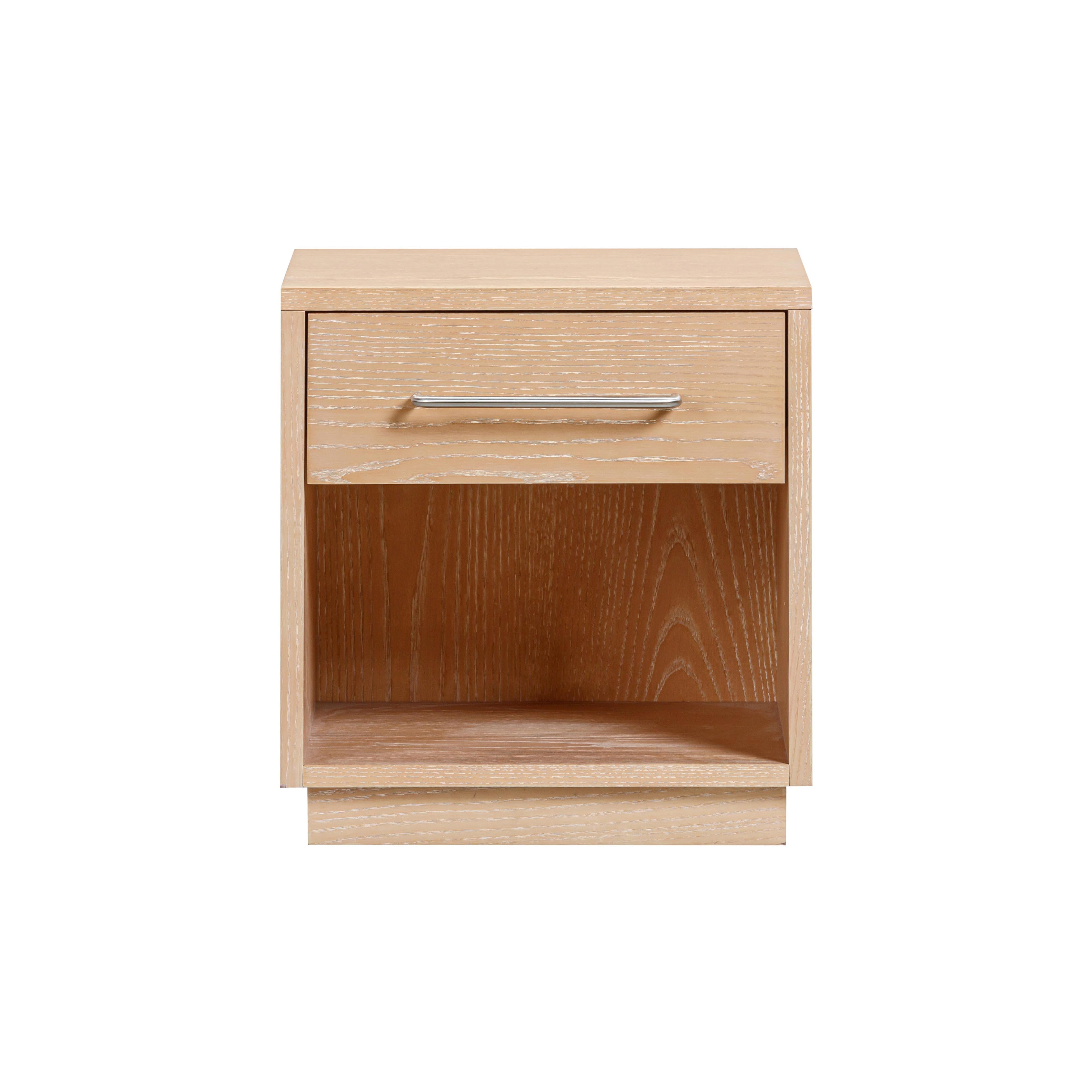 Marlow 17" Wood Nightstand With Drawer