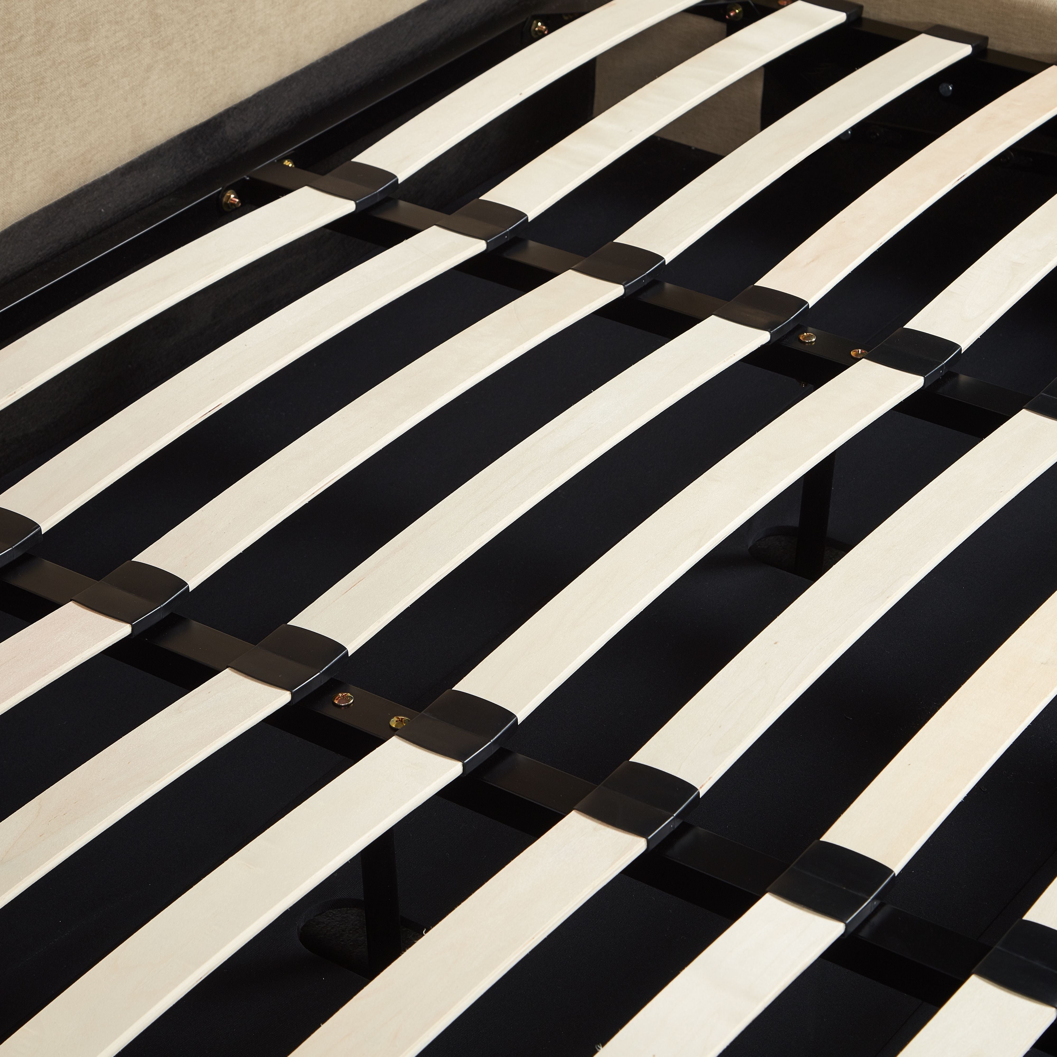 Harmony Performance Chenille Bed