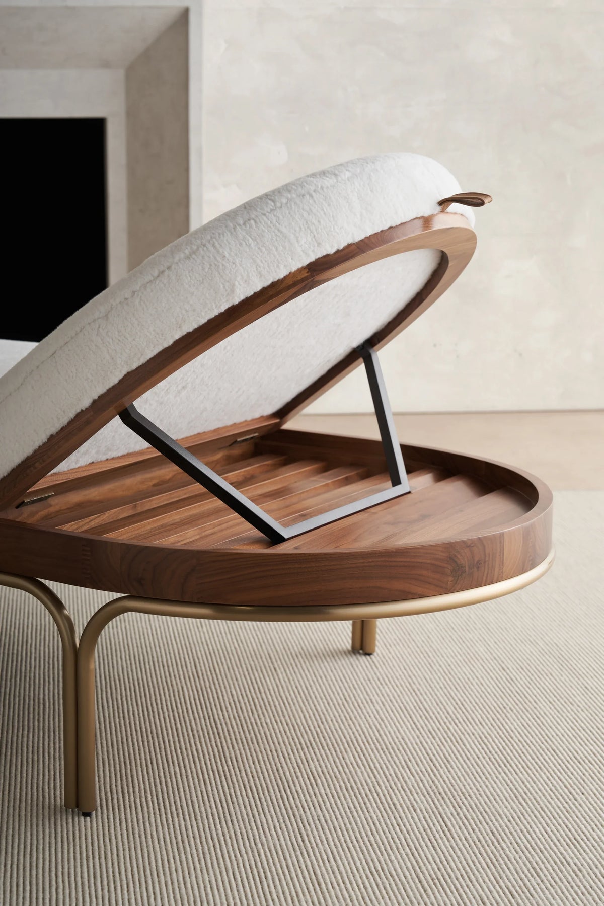 Caracole Rhythm Chaise – room setting – Lusso Furniture Miami