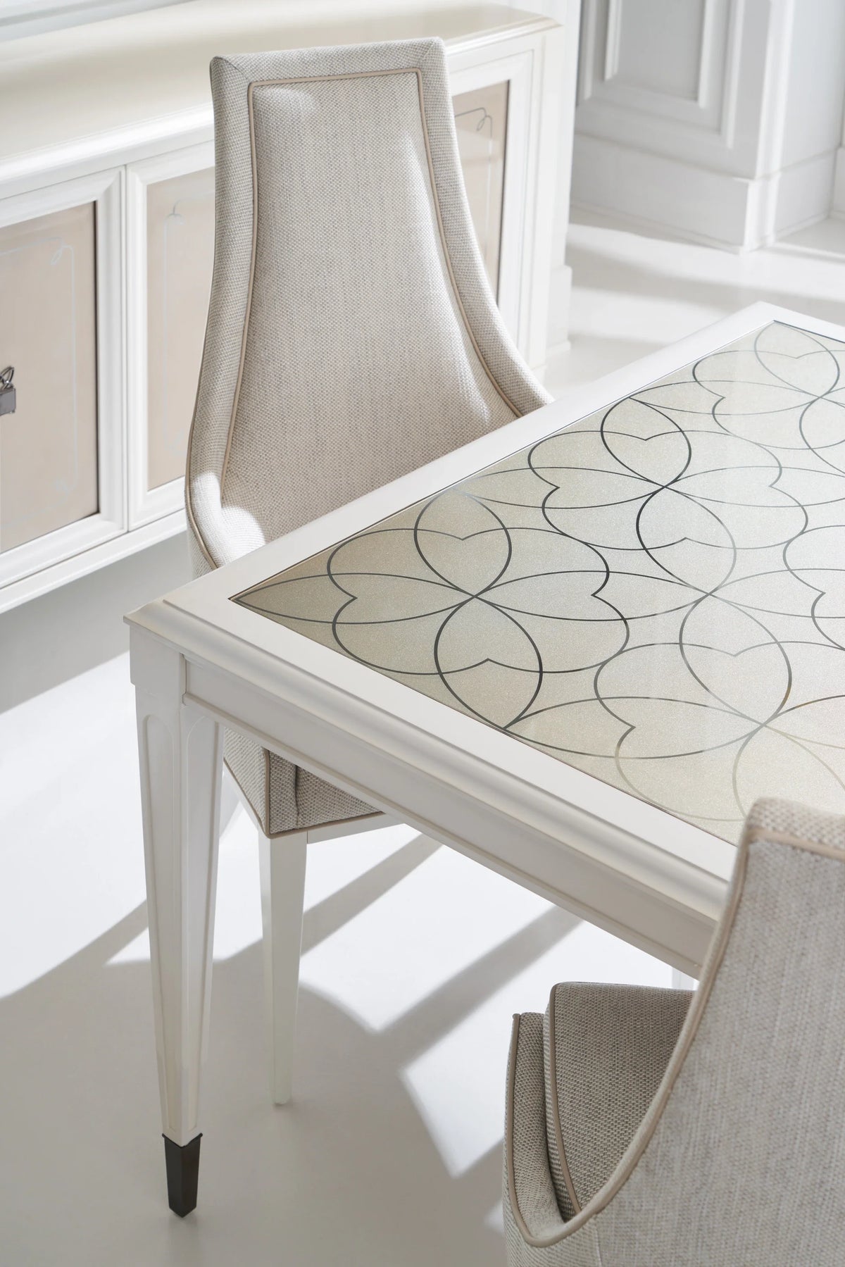 Caracole Lattice Gather Dining Table – detail – Lusso Furniture Miami