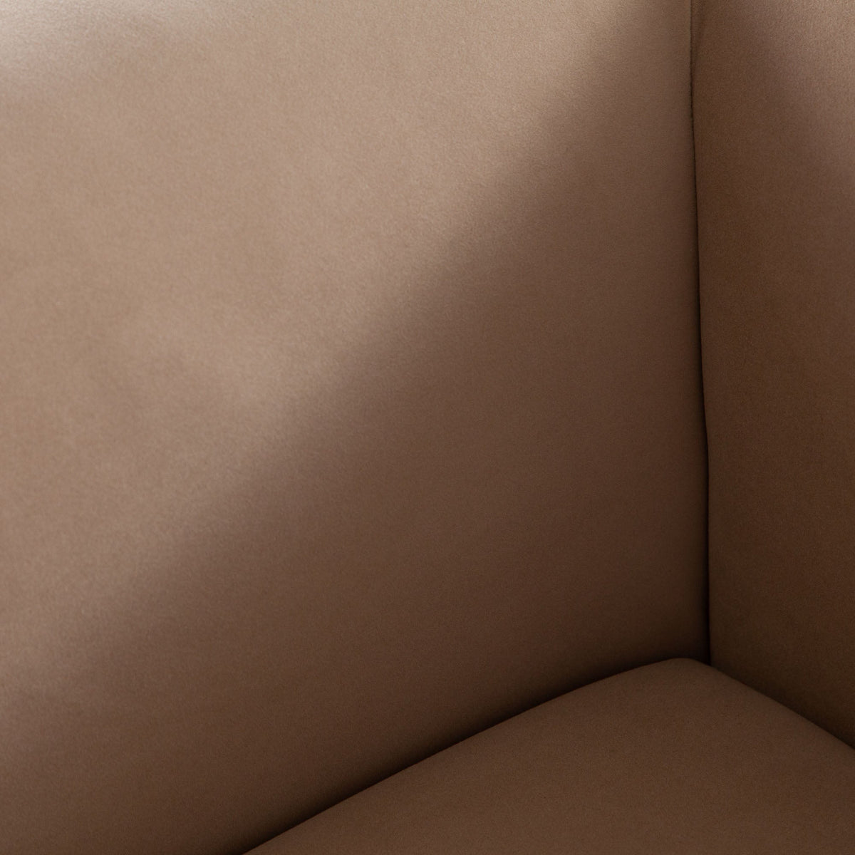 Form Oversized Accent Chair – close-up – Lusso Furniture Miami