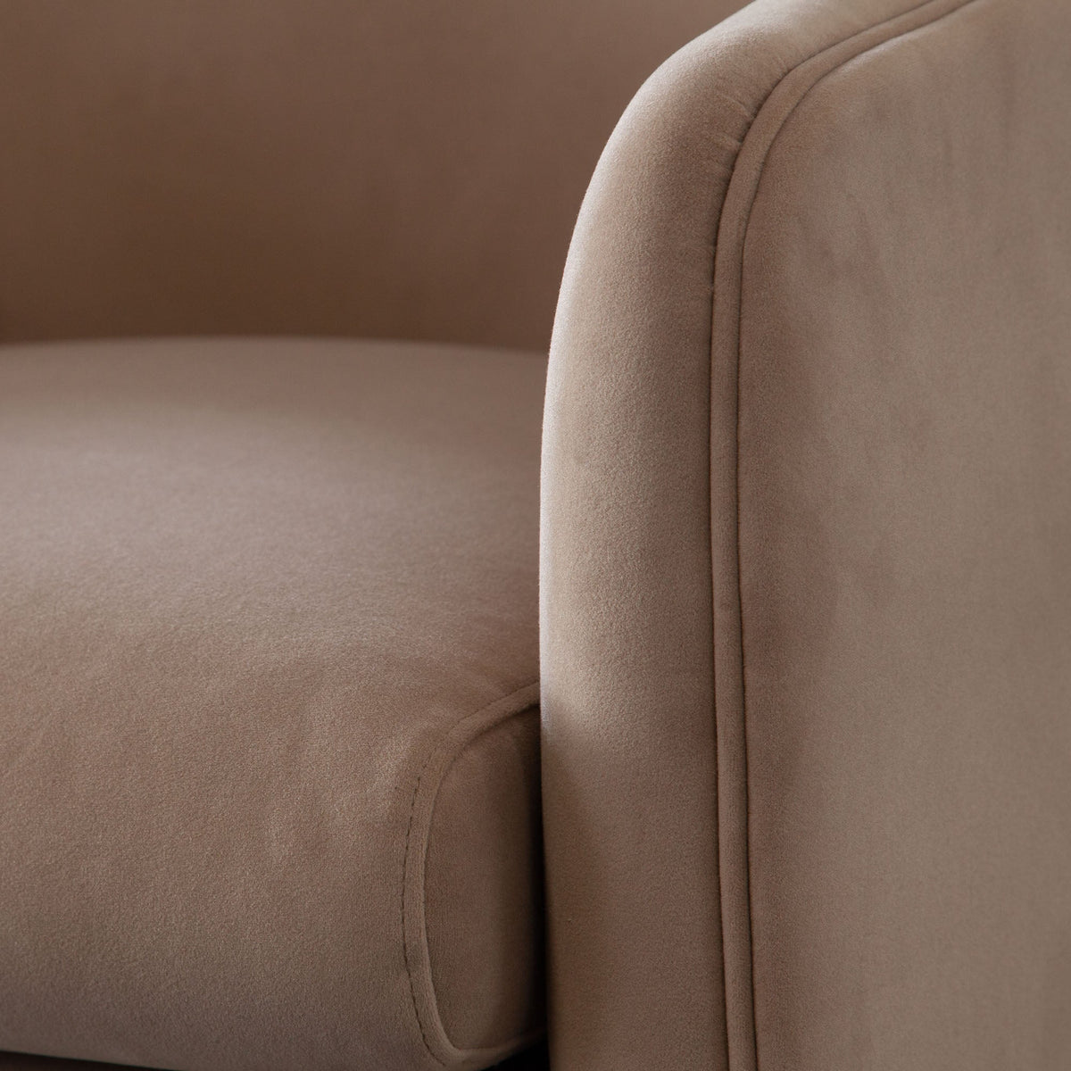 Leyah Performance Velvet Accent Chair – close-up – Lusso Furniture Miami