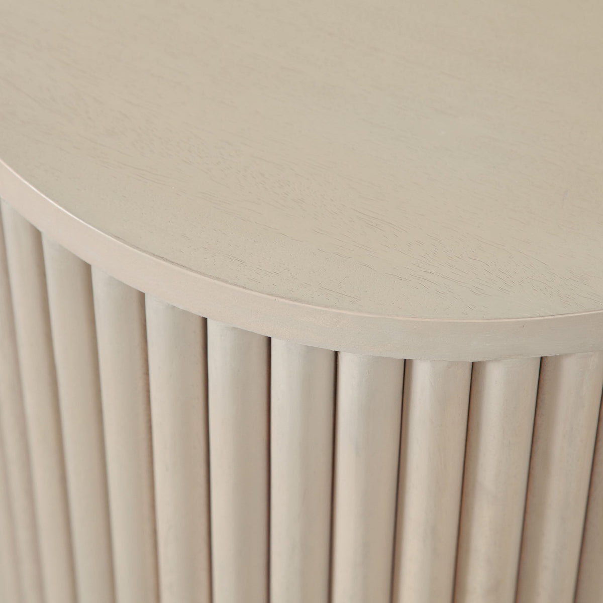 Siren Fluted Pedestal Round End Table – detail – Lusso Furniture Miami