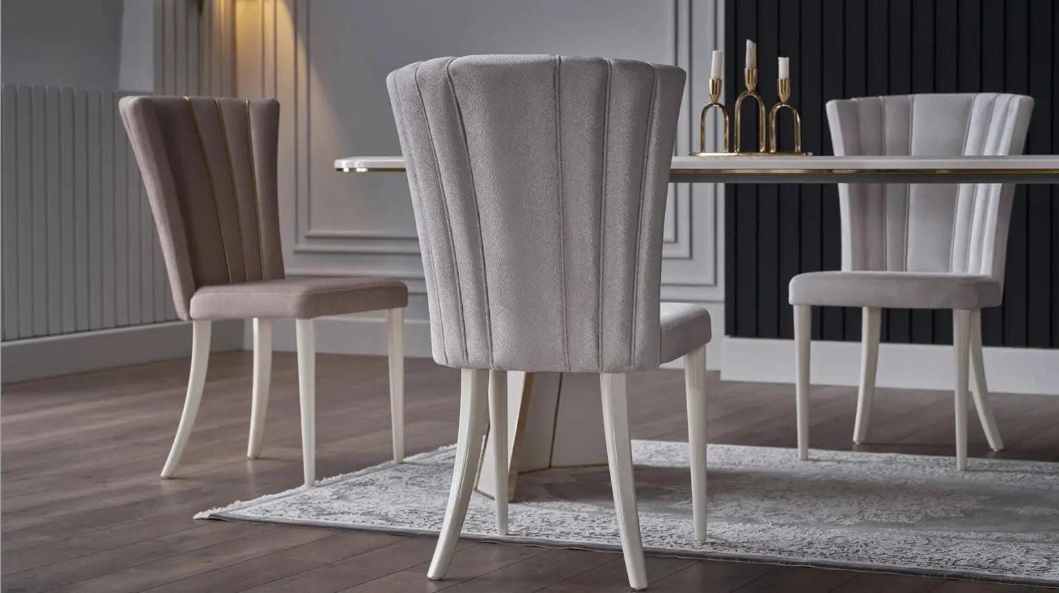 Plaza Dining Room Set 4