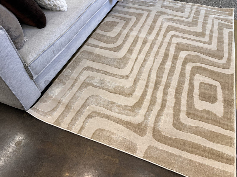 N-22 RUG-zoom-