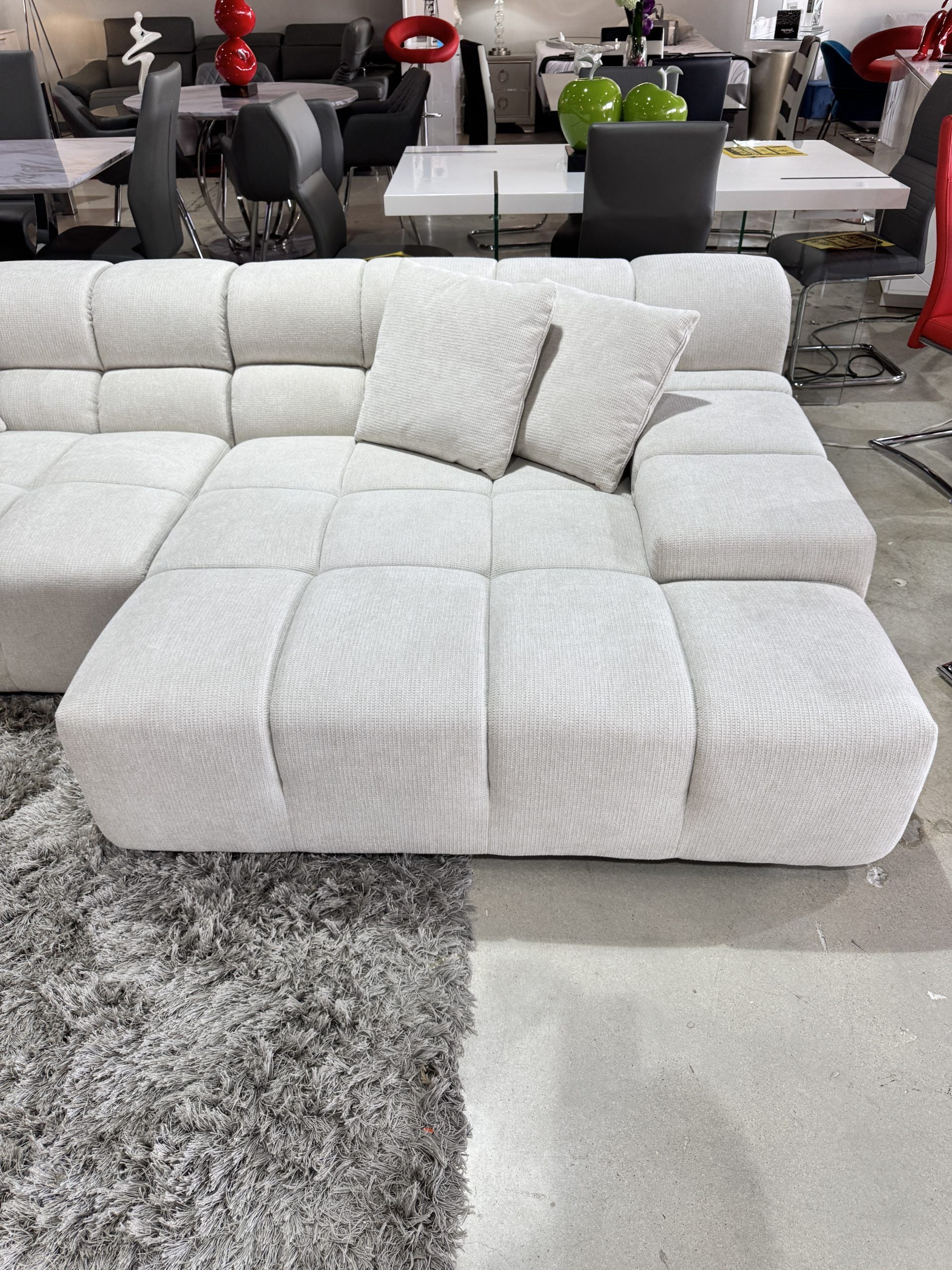 Midtown Sectional HEATHER LIGHT Grey RIGHT