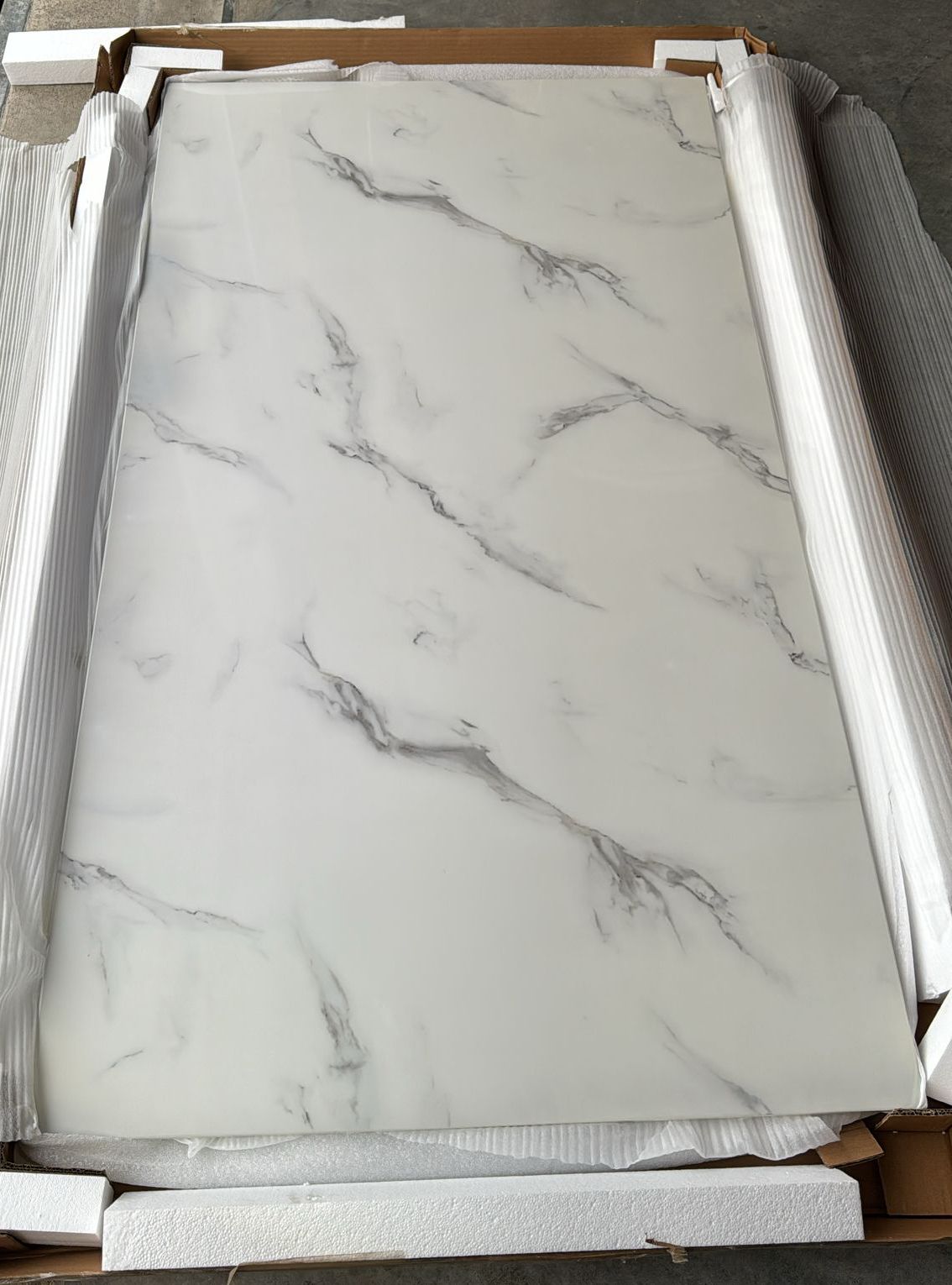 BELI DINING TABLE WHITE MARBLE TOP