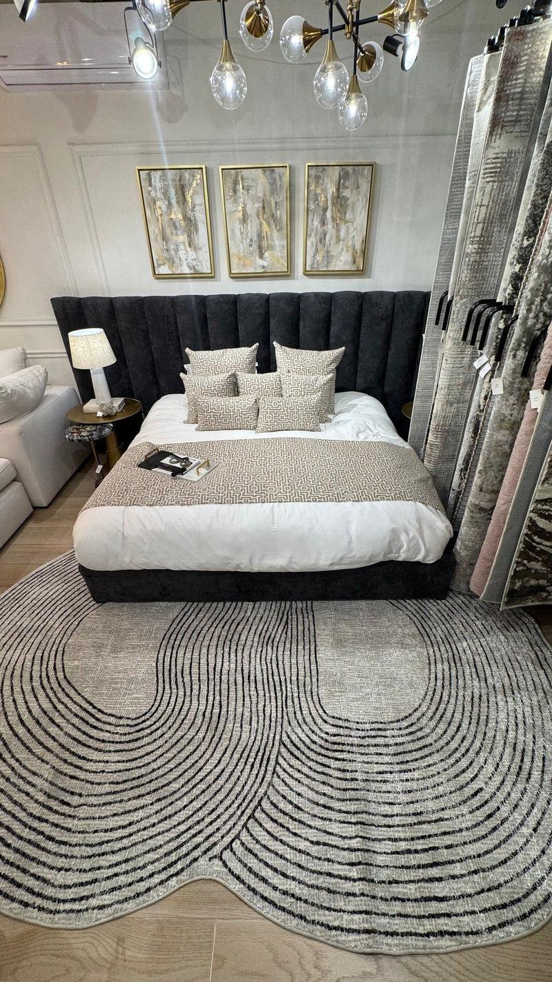 P-810 BLK RUG-zoom-