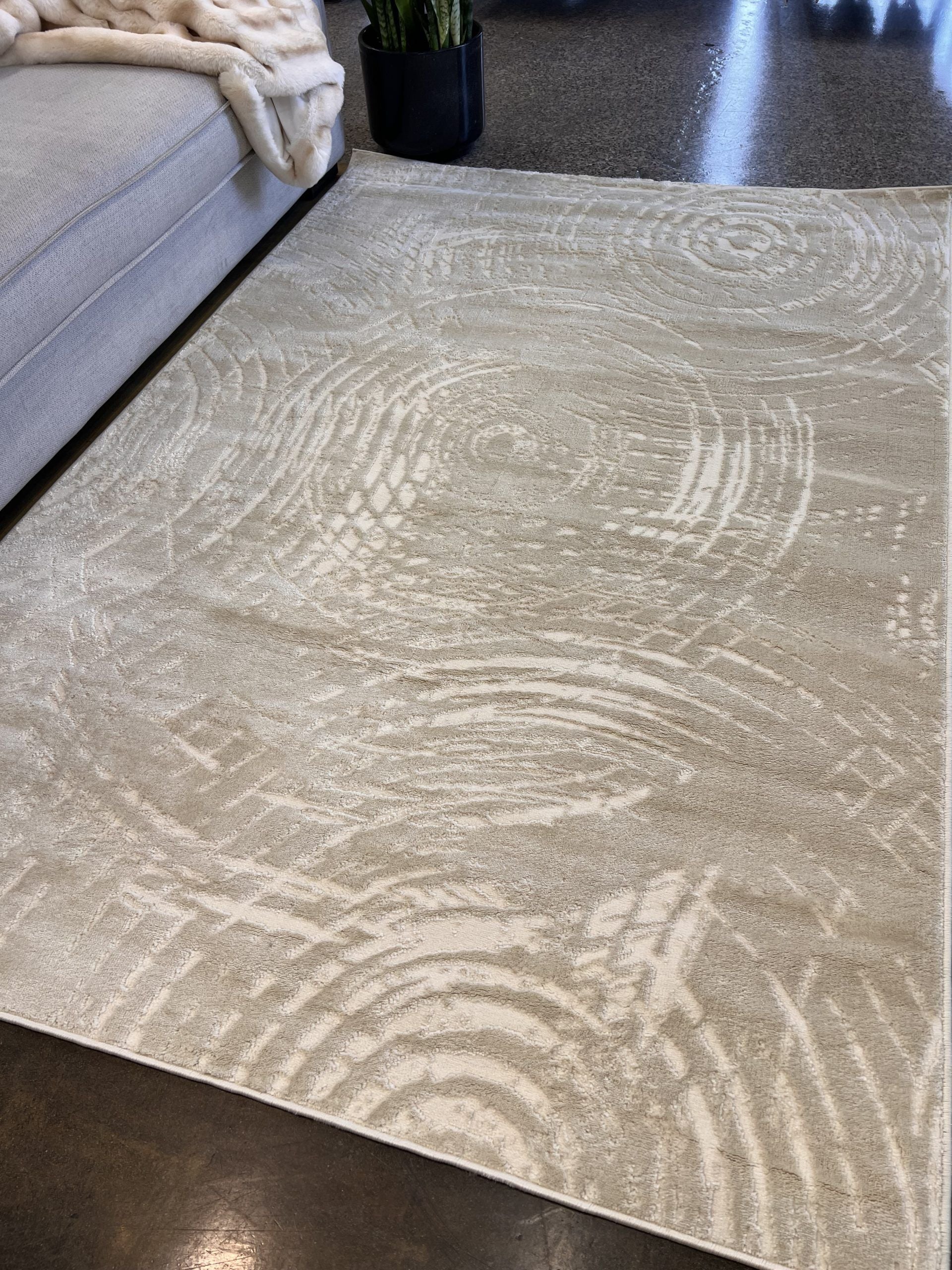 N-27 RUG