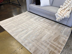 N-22 RUG